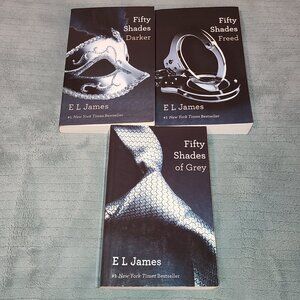 Books Fifty Shades of Grey Trilogy Darker Freed Bestseller E L James Set 3 Pcs